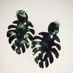 never worn palm leaf earrings